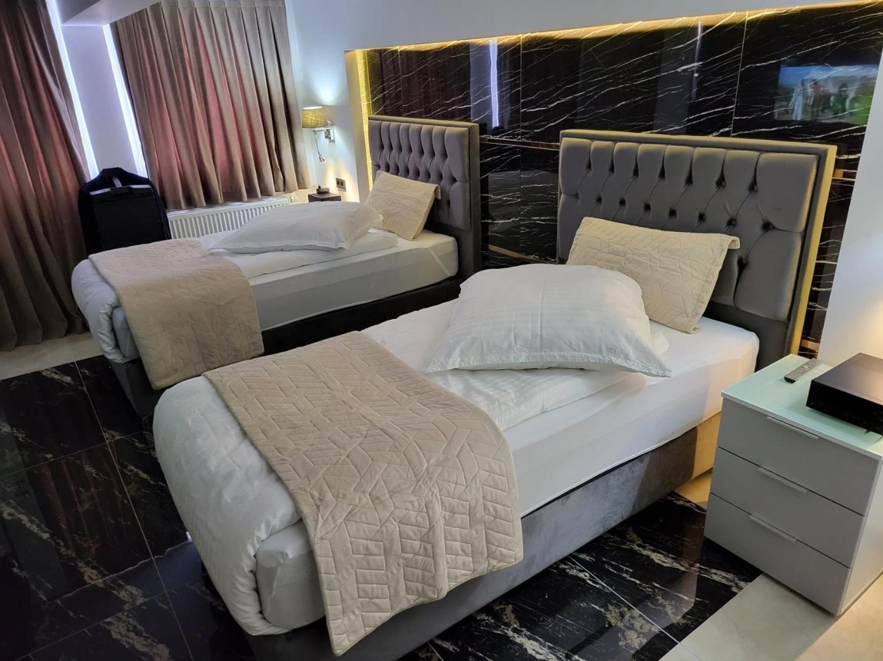 Ny-Golden Apartments-Dortmund Airport Bagian luar foto