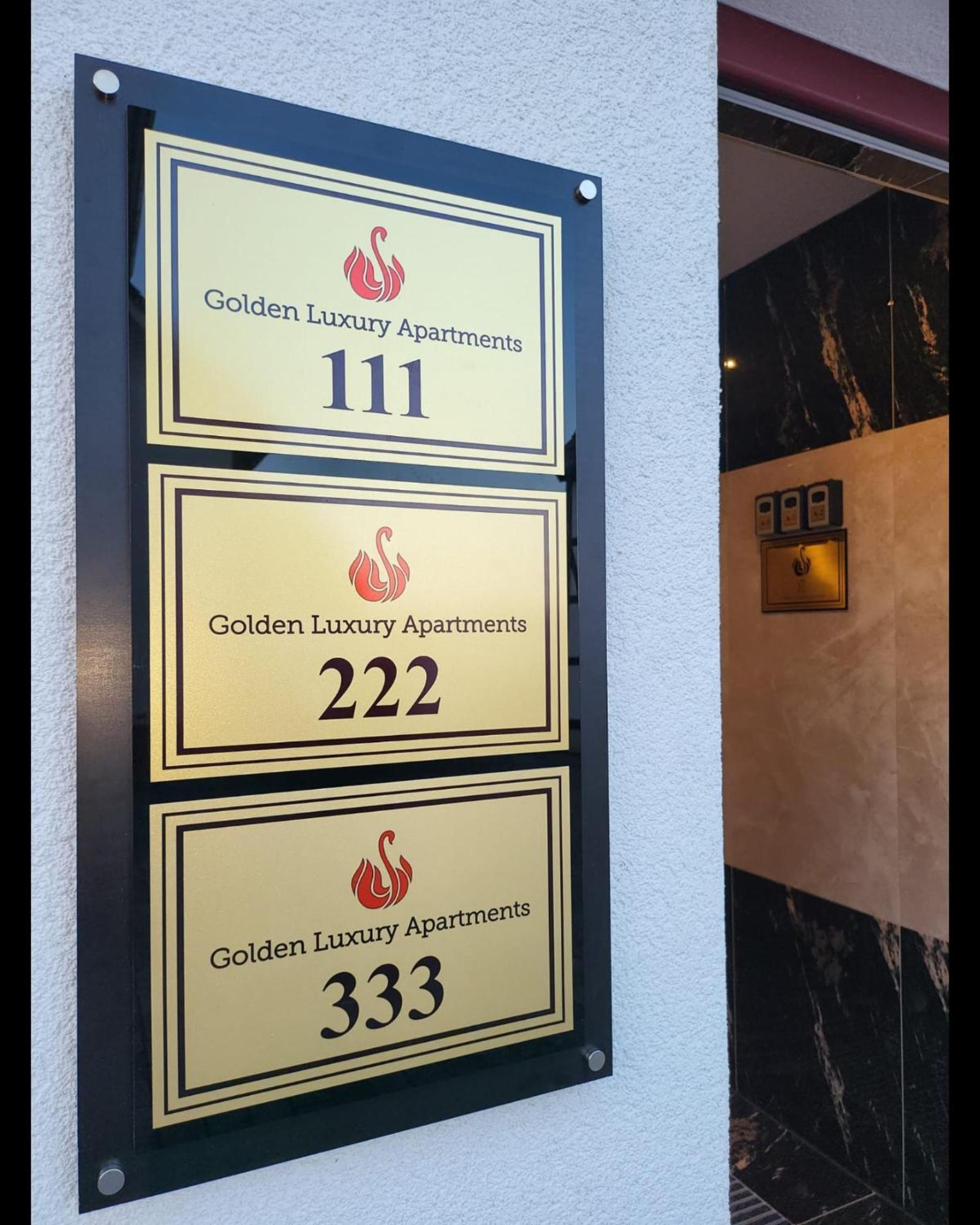 Ny-Golden Apartments-Dortmund Airport Bagian luar foto