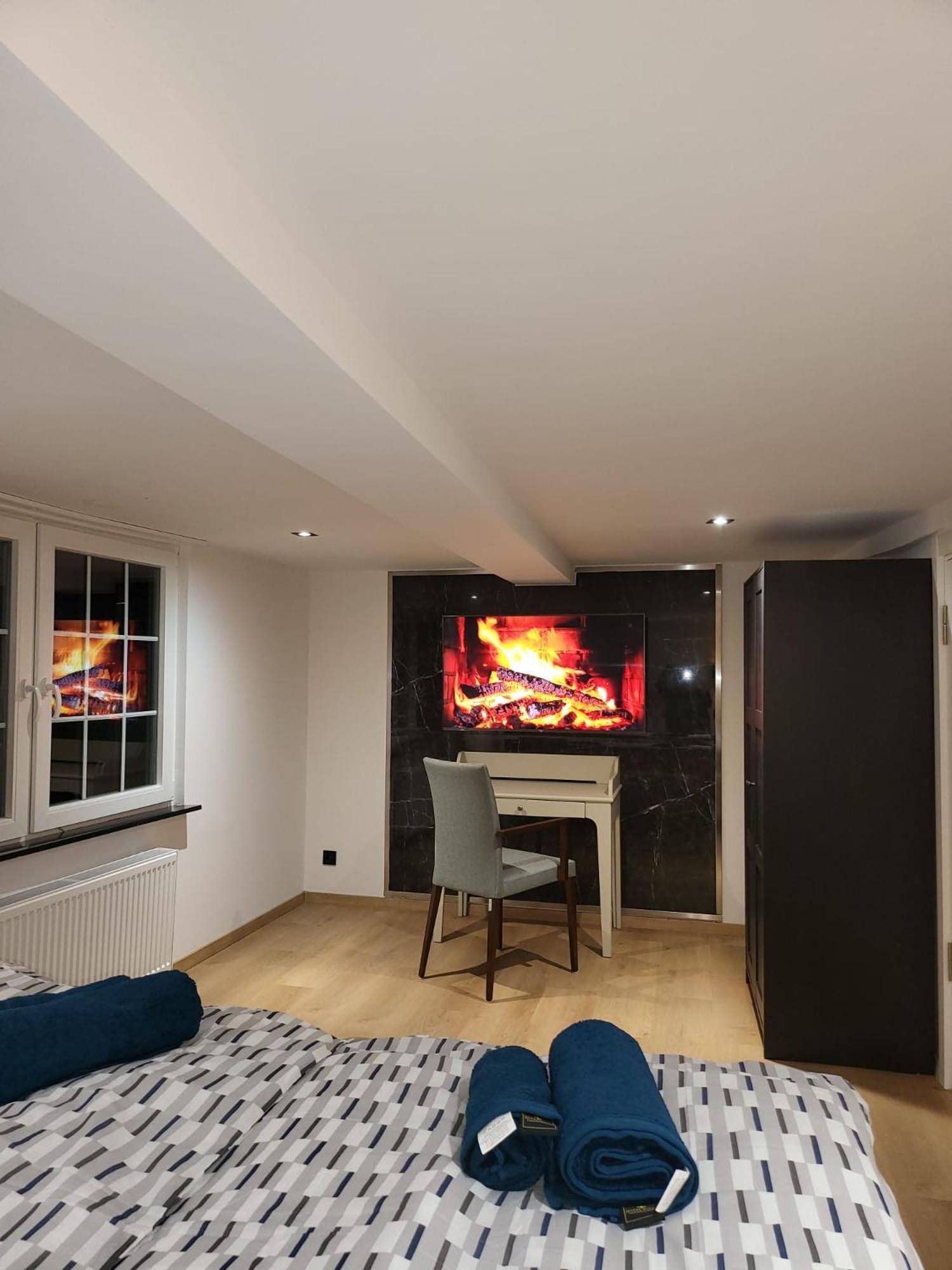 Ny-Golden Apartments-Dortmund Airport Bagian luar foto